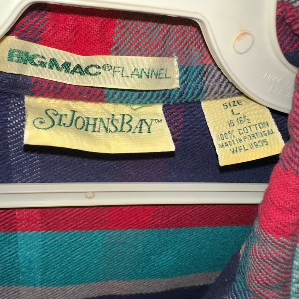 90’s St. John's Bay Multicolor Plaid Button-Down Flannel Shirt - Picture 3 of 3